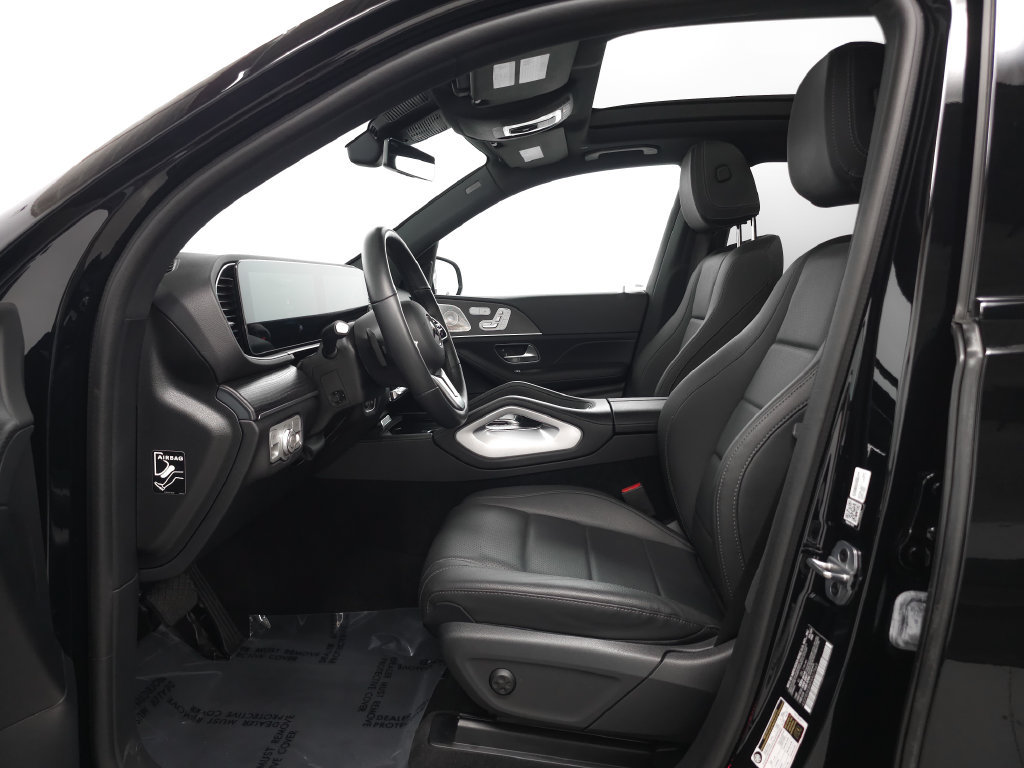 Used 2023 Mercedes-Benz GLE 450 4MATIC w/ AMG Line Exterior image 8