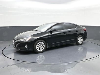Used 2020 Hyundai Elantra SE w/ Cargo Package (C1)