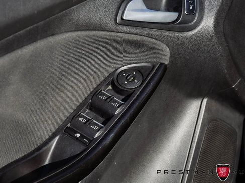 Used 2018 Ford Focus Titanium image 23