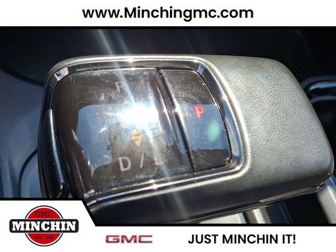 Used 2023 GMC Sierra 1500 AT4 w/ AT4 Premium Package AWD/4WD image 16