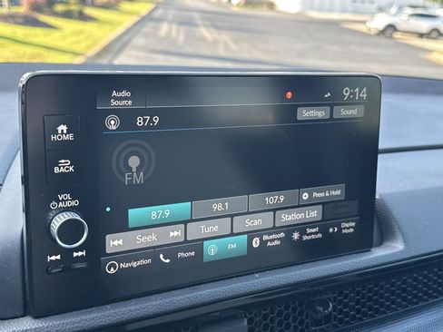 Used 2024 Honda CR-V Sport Touring image 13