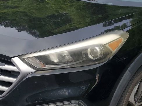 Used 2017 Hyundai Tucson Sport FWD image 9