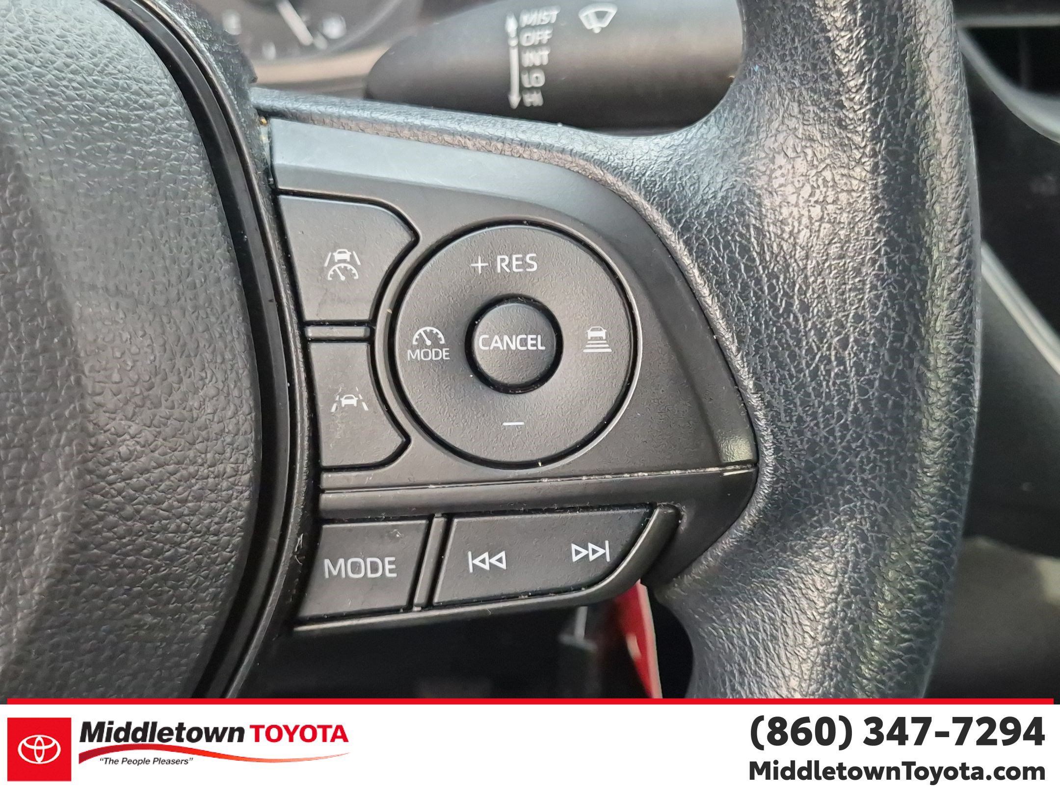 Used 2024 Toyota Corolla LE FWD image 20