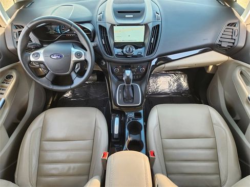 Used 2017 Ford C-MAX Energi Titanium w/ Equipment Group 501A image 26