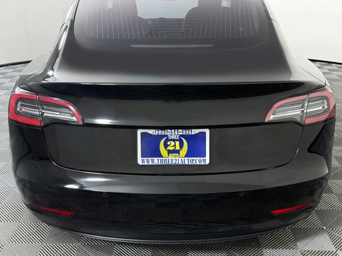 Used 2018 Tesla Model 3 Long Range RWD image 17