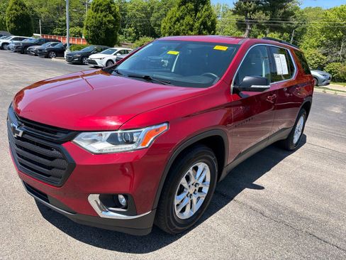 Used 2019 Chevrolet Traverse LT FWD image 9