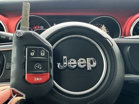 Used 2021 Jeep Wrangler Unlimited Rubicon w/ Uconnect 4C Nav & Sound Group image 52