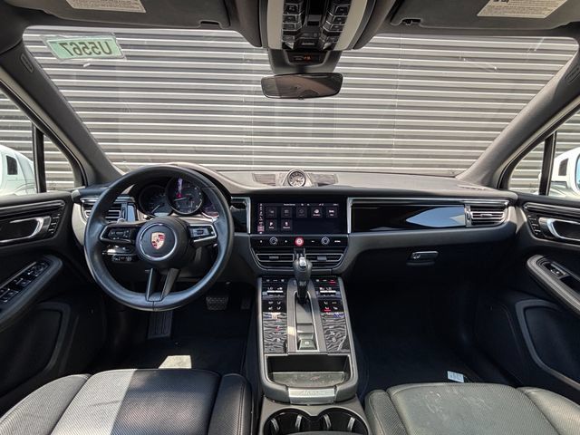 Certified 2024 Porsche Macan AWD/4WD image 13
