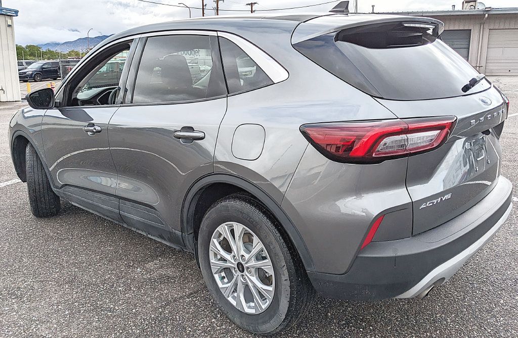 Certified 2024 Ford Escape Active FWD image 4