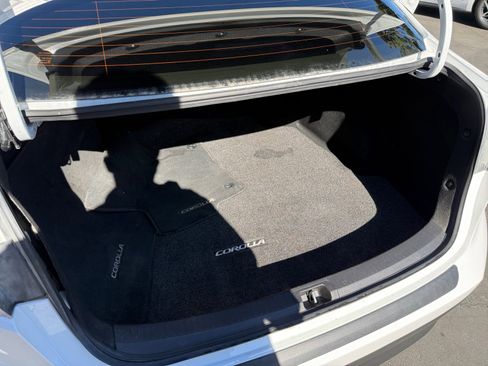 Used 2023 Toyota Corolla LE w/ Carpet Mat Package (TMS) image 21
