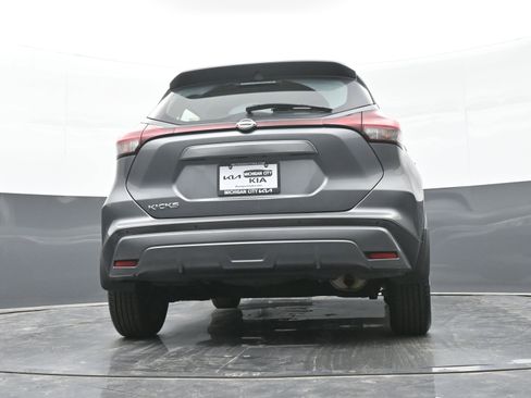 Used 2022 Nissan Kicks S w/ Interior Electronics Package FWD image 38