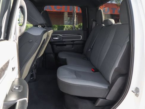 Used 2021 RAM 3500 Big Horn AWD/4WD image 40