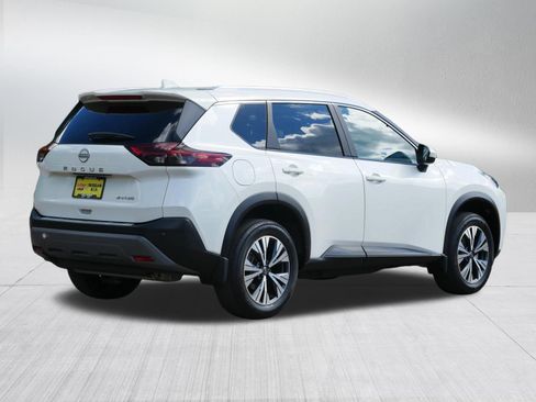 Certified 2023 Nissan Rogue SV w/ SV Premium B Package AWD/4WD image 7