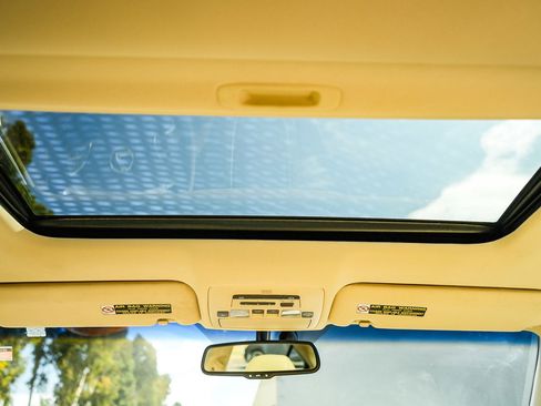 Used 2011 Lexus ES 350 image 15