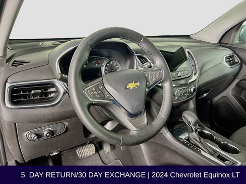 Used 2024 Chevrolet Equinox LT FWD image 11