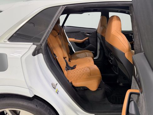 Used 2022 Audi RS Q8 AWD/4WD image 13