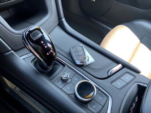 Used 2020 Cadillac XT5 Sportv image 11