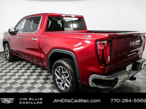 Used 2022 GMC Sierra 1500 SLT w/ SLT Convenience Package image 3