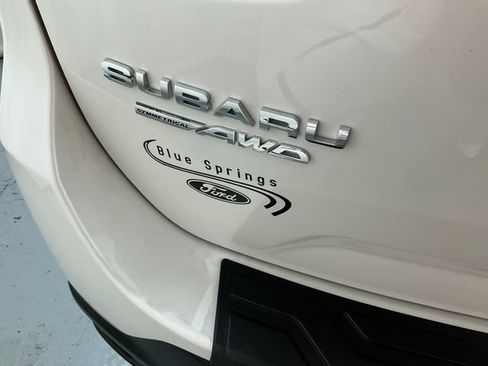 Used 2023 Subaru Forester Premium AWD/4WD image 6