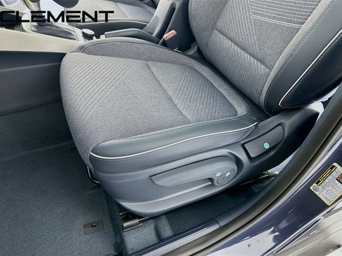 Certified 2026 Hyundai Venue SEL FWD image 28
