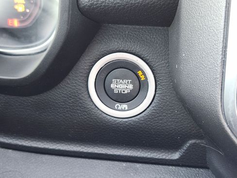 Used 2025 RAM 1500 Lone Star RWD image 31
