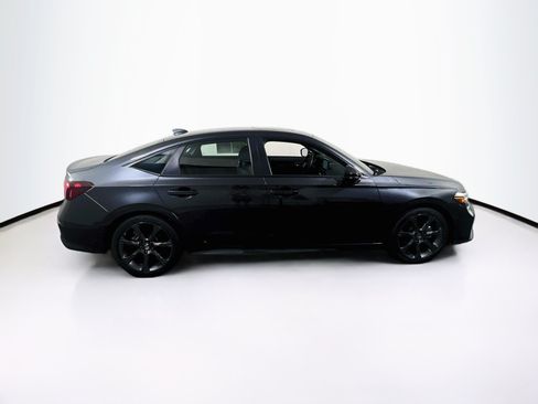 Used 2025 Honda Civic Sport Touring image 4