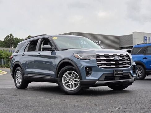 Used 2026 Ford Explorer Active w/ Active Comfort Package RWD image 21