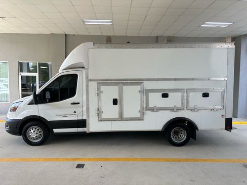 Used 2023 Ford Transit 350 Low Roof DRW RWD image 3