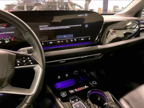 Certified 2025 Audi A5 2.0T Premium w/ 19" Wheel Package AWD/4WD image 6