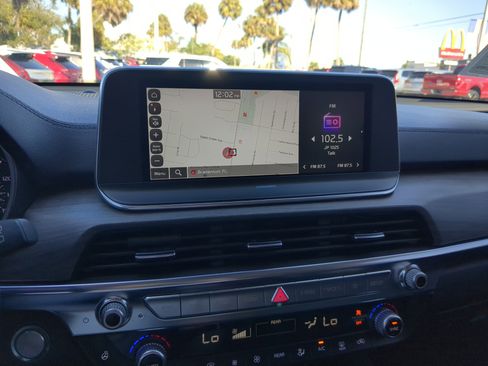 Used 2022 Kia Telluride EX w/ EX Premium Package image 24