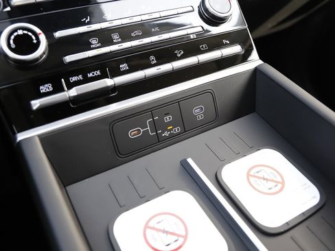 New 2026 Hyundai Santa Fe SE image 25