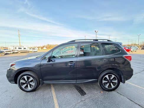 Used 2018 Subaru Forester 2.5i Premium w/ All-Weather Package image 6