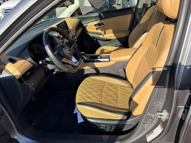 Used 2022 Nissan Sentra SV w/ SV Premium Package FWD image 14