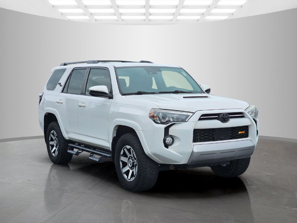 Used 2020 Toyota 4Runner TRD Off-Road AWD/4WD image 8