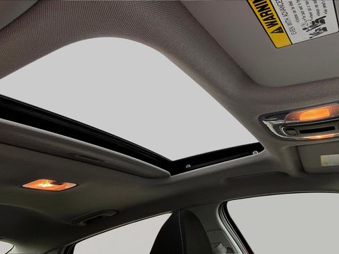 Certified 2025 Hyundai Elantra SEL FWD image 27