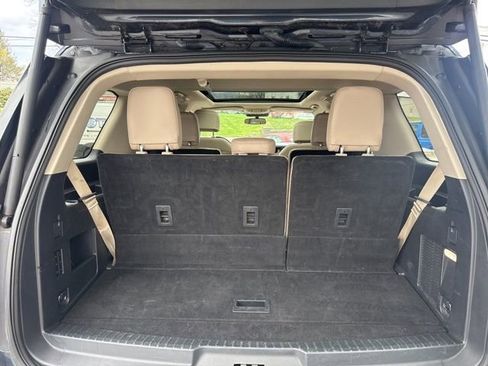 Used 2024 Ford Expedition Limited image 47