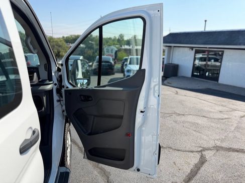 Used 2025 Ford Transit 250 Low Roof w/ Exterior Upgrade Package RWD image 20