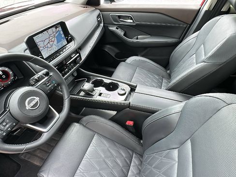 Certified 2023 Nissan Rogue Platinum w/ Platinum Premium Package image 21