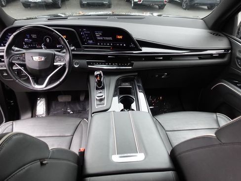 Used 2023 Cadillac Escalade ESV Sport image 30