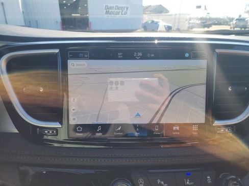 New 2026 Chrysler Pacifica Pinnacle image 5