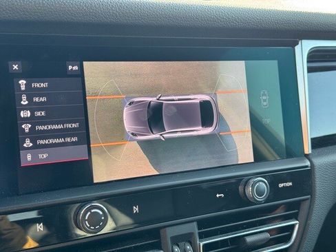 Used 2022 Porsche Macan image 35