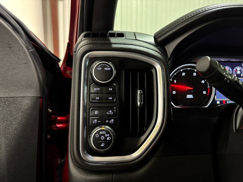 Used 2022 Chevrolet Silverado 3500 High Country image 29