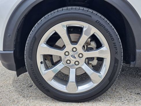Used 2020 Ford Explorer Platinum w/ Premium Technology Package AWD/4WD image 13