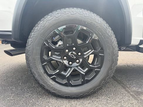 New 2026 Chevrolet Colorado Trail Boss AWD/4WD image 10