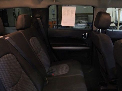 Used 2010 Chevrolet HHR LS image 12