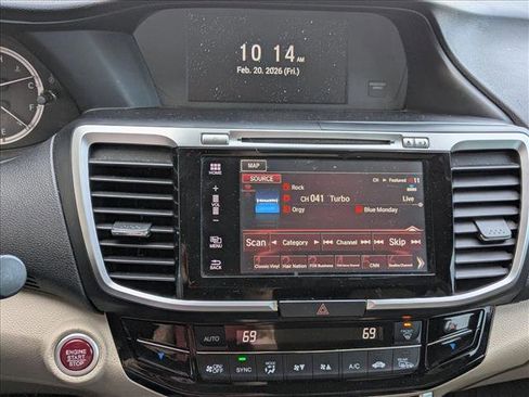 Used 2017 Honda Accord EX-L image 15