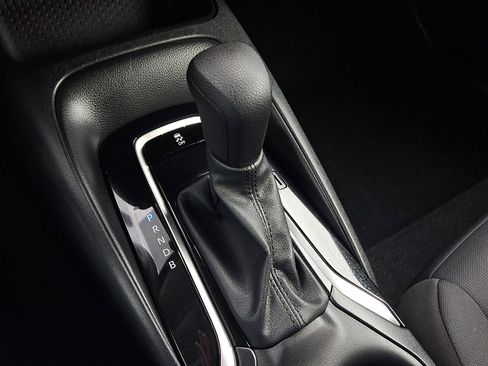 Used 2024 Toyota Corolla LE image 14