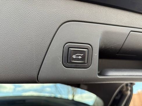 Used 2021 Buick Envision Preferred image 18