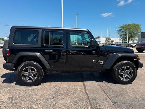 Used 2020 Jeep Wrangler Unlimited Sport S AWD/4WD image 15