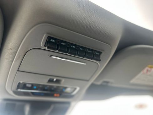 Used 2023 Ford F350 Lariat w/ Lariat Ultimate Package image 7